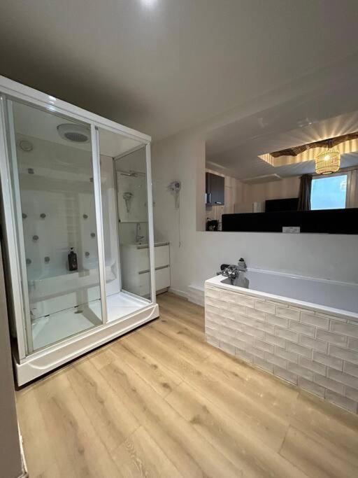 Cellar- Appartement Sous-Sol Atypique Reims Extérieur photo